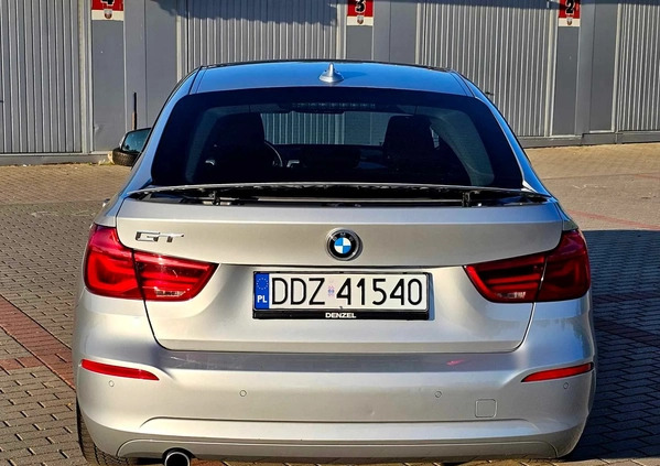 BMW Seria 3 cena 57400 przebieg: 270000, rok produkcji 2018 z Dzierżoniów małe 46